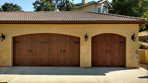 Emergency Garage Door Repair in Sacramento and the Surrounding Areas